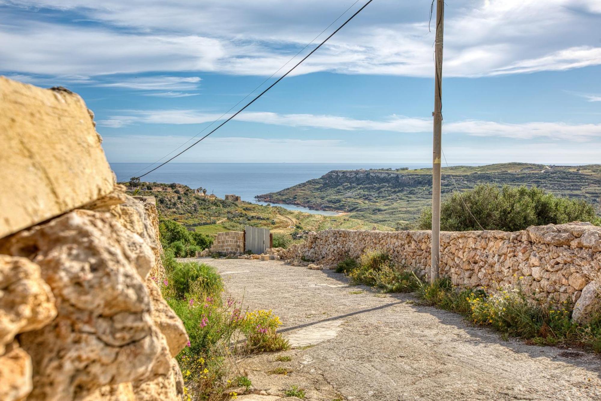 Spacious, Bright, Valley & Sea View Maisonette Xaghra Exterior photo