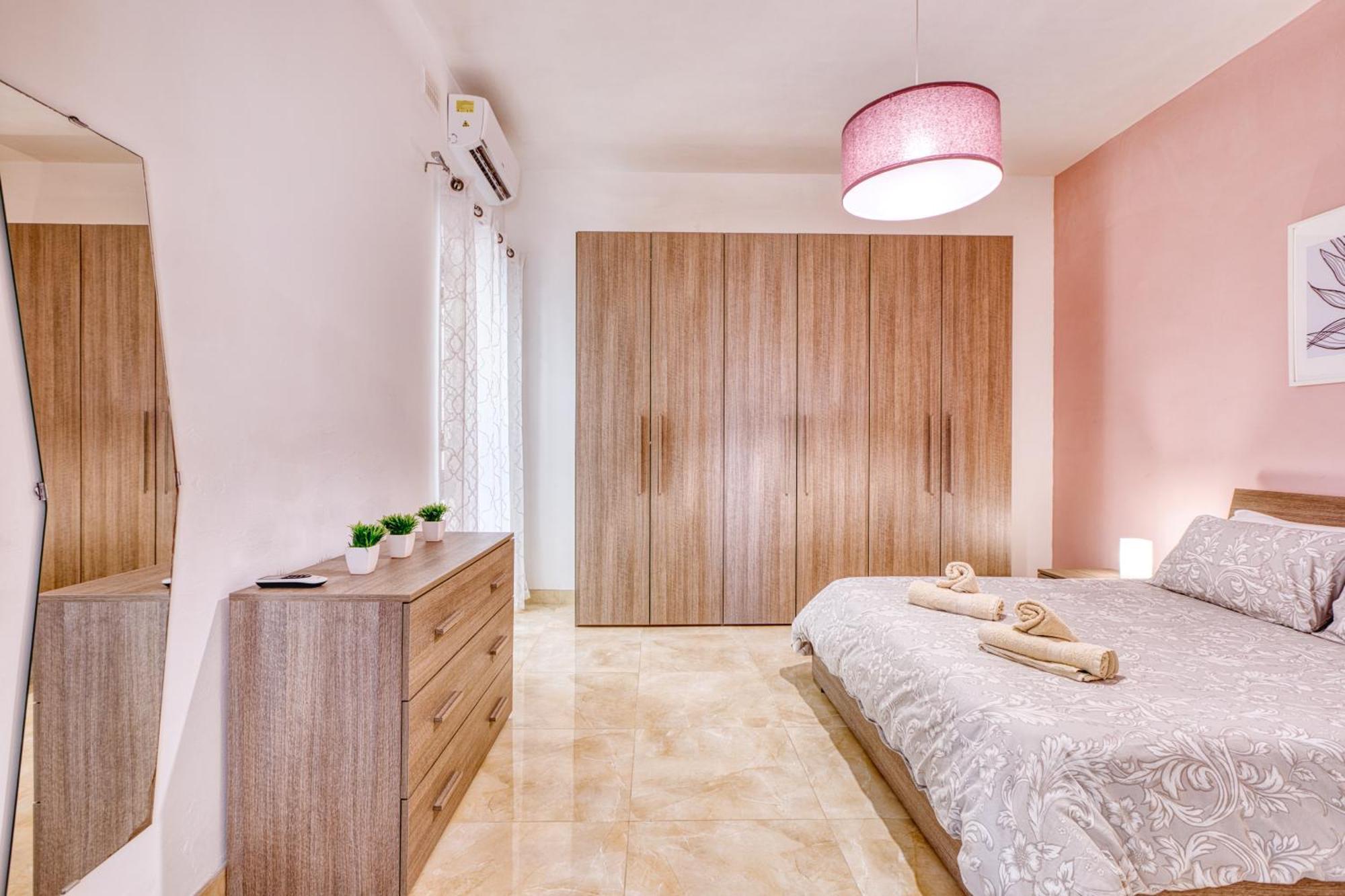 Spacious, Bright, Valley & Sea View Maisonette Xaghra Exterior photo
